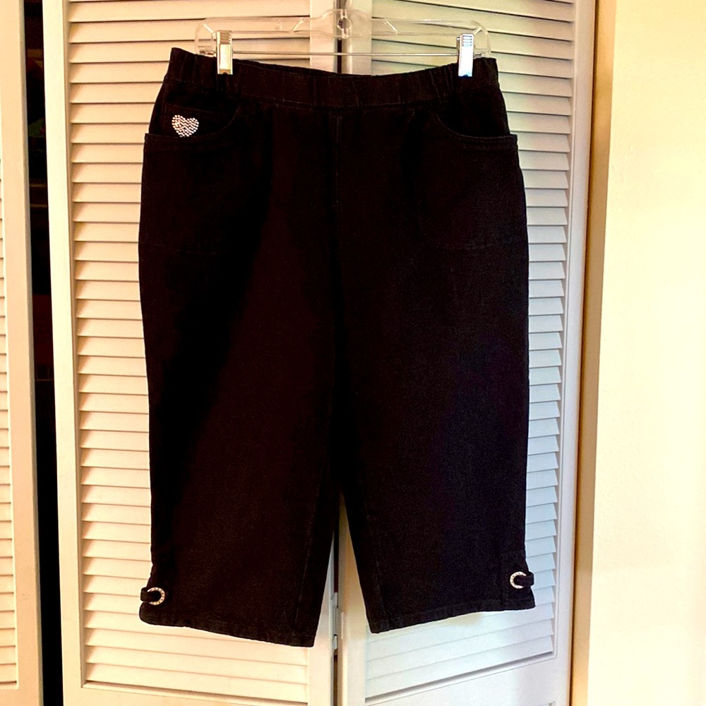 Capri Dream Jeans by Quacker Factory Black Size Medium